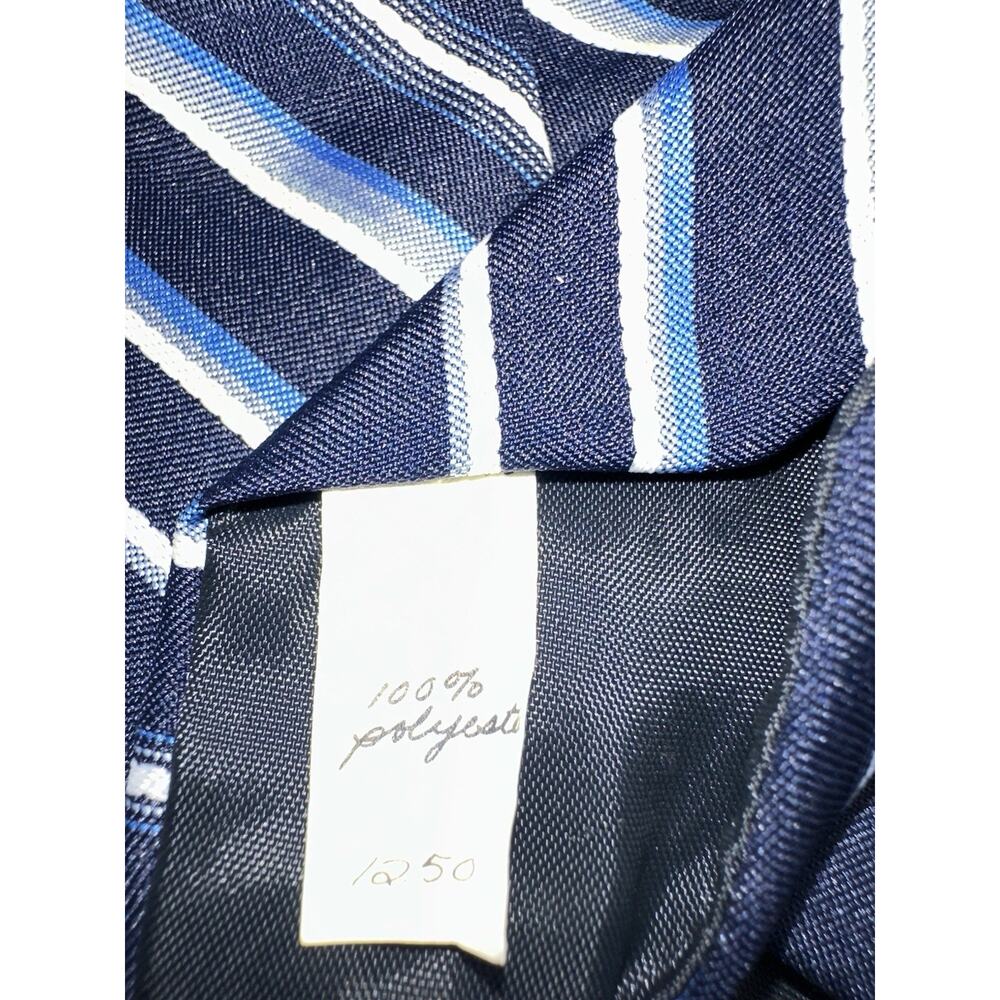 Allyn St George Tie Striped Navy Blue White Gray Classic Polyester Necktie - Picture 6 of 6
